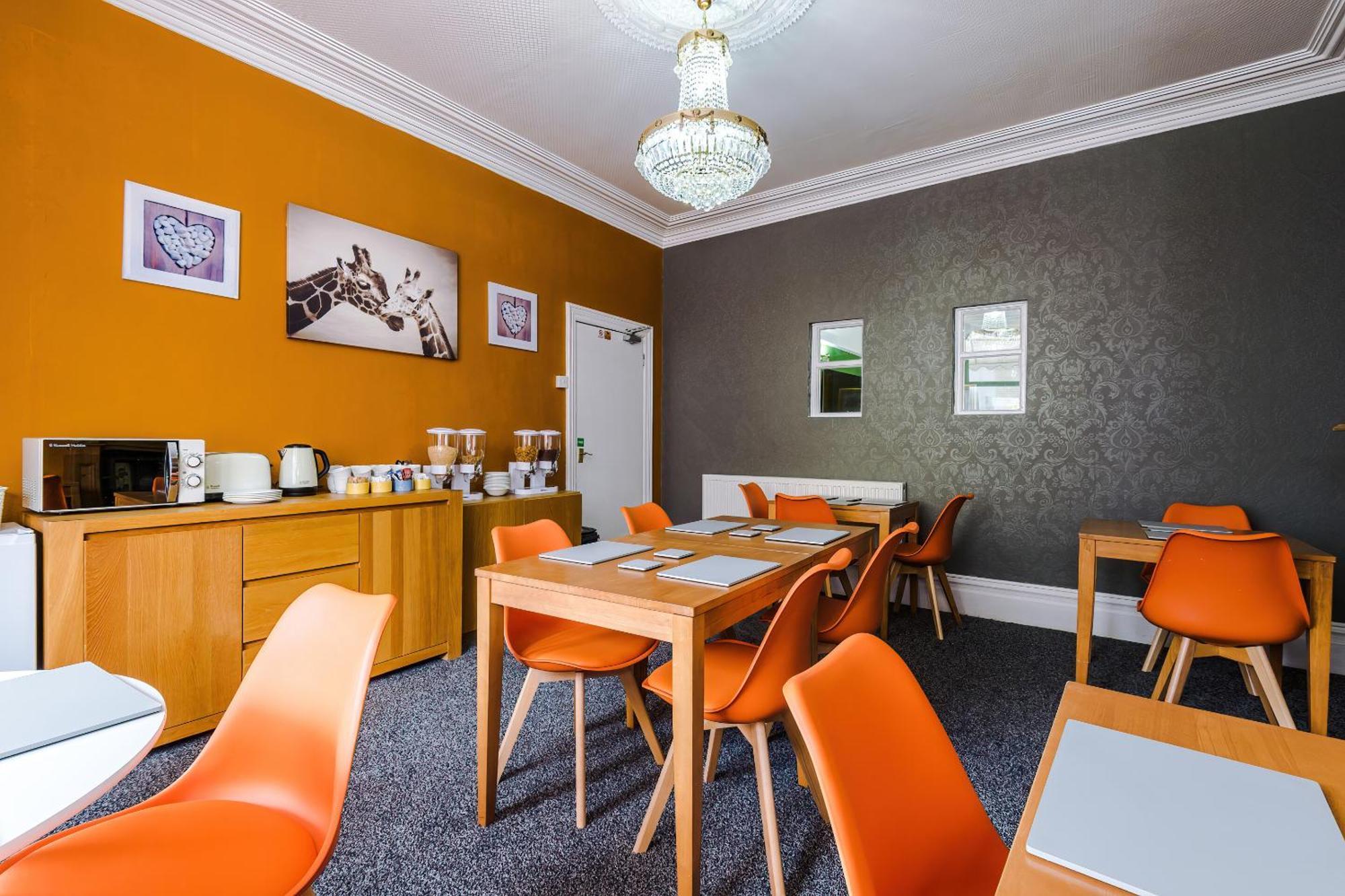 Pebbles Guest House Blackpool Eksteriør billede